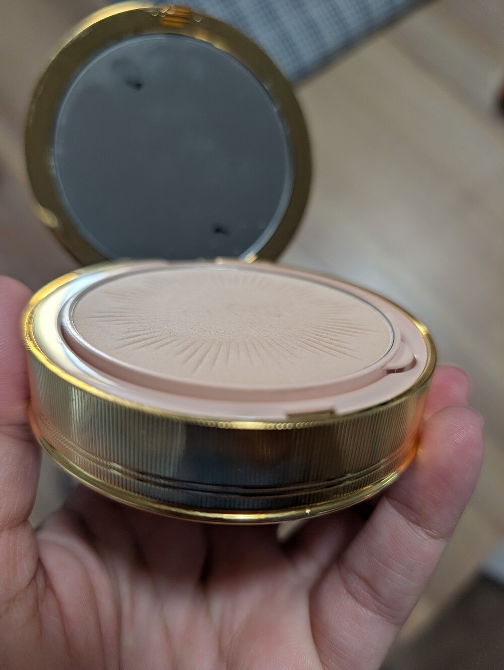 Gucci Matte Powder - Picture 9 of 11